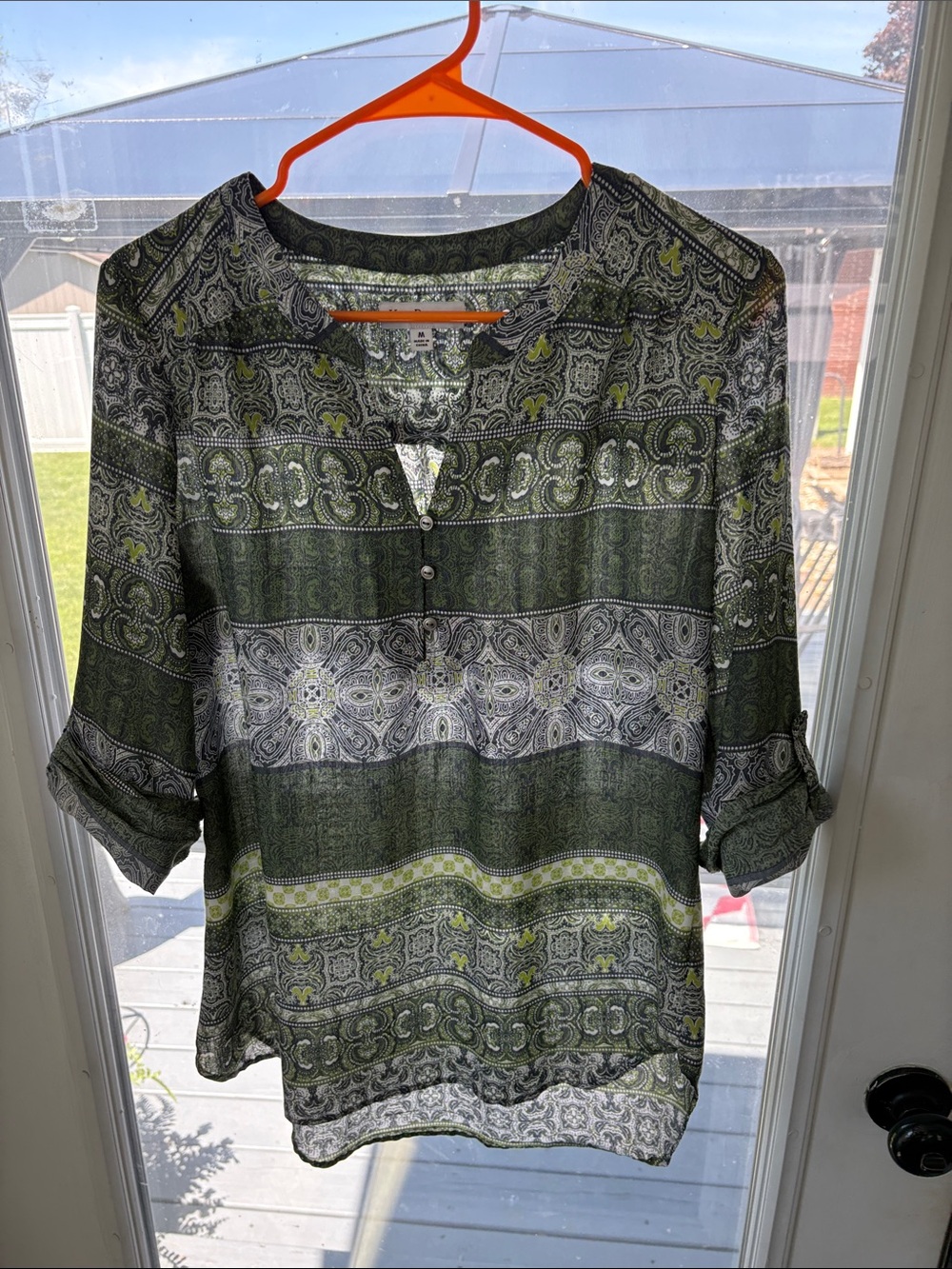 Relaxed Green Paisley Split-Neck Blouse